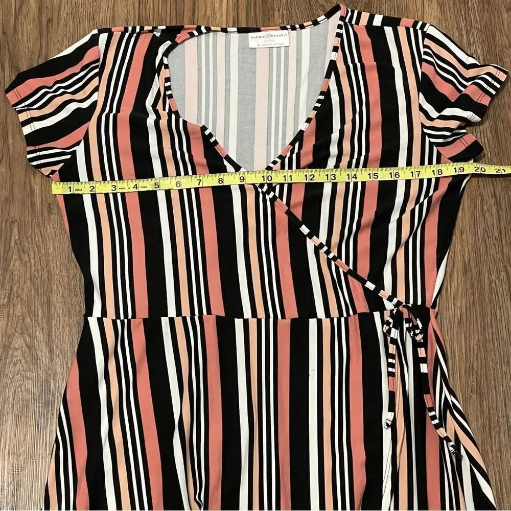 Bobbie Brooks Striped Faux Wrap MIDI Dress Mauve White Black Peach Size Large